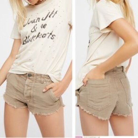 Free People Raw & Patched Cutoff Short in Beige Sz 6 - Picture 1 of 9